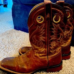 Mens Laredo Boots 9.5 brown